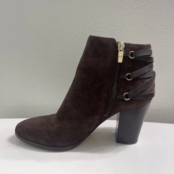 Marc Fisher Booties with Fringe Detail - Picture 4 of 8